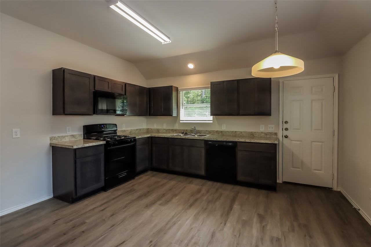 2771 Atlas Dr #2771 - Photo 7 of 18