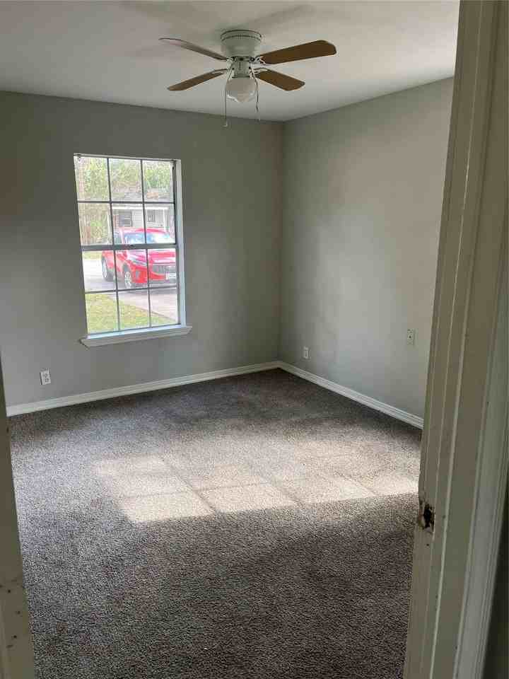 10533 Barnham St #10533 - Photo 2 of 17