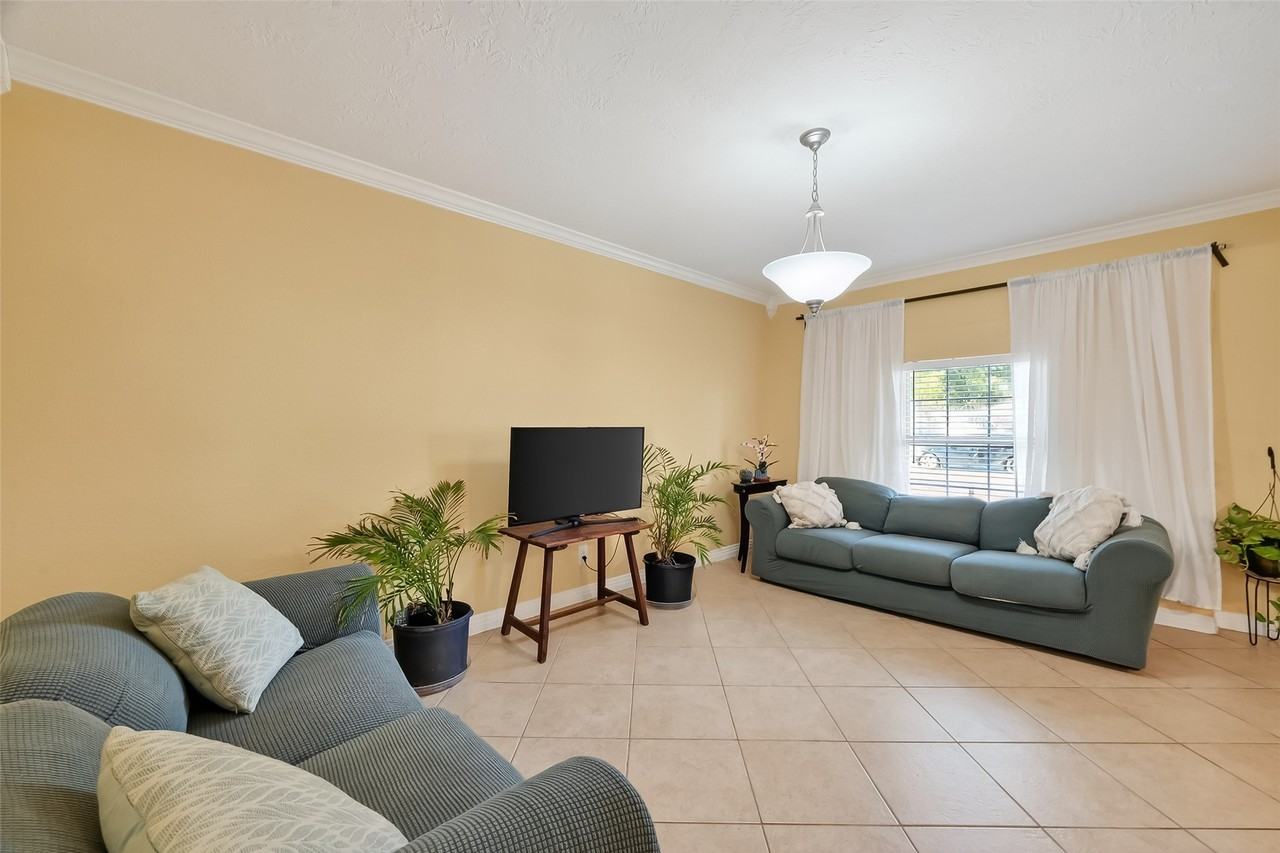 138 E Rocky Creek Rd #138 - Photo 4 of 13