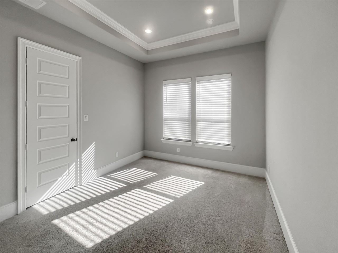 16807 Hemlock Grove Dr #16807 - Photo 2 of 42