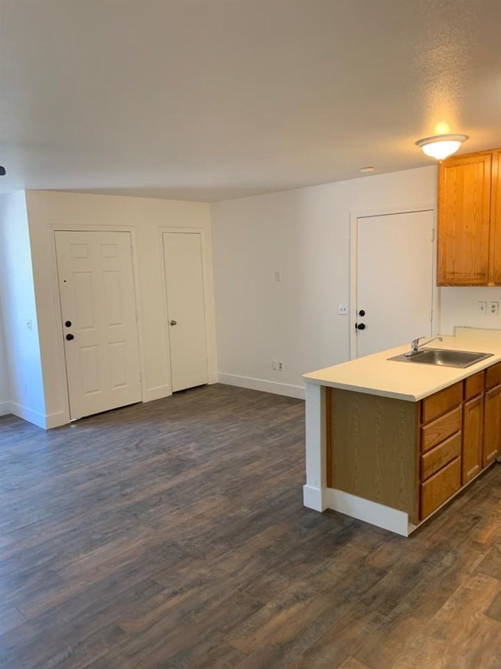 17033 Antelope St #17033 - Photo 3 of 10