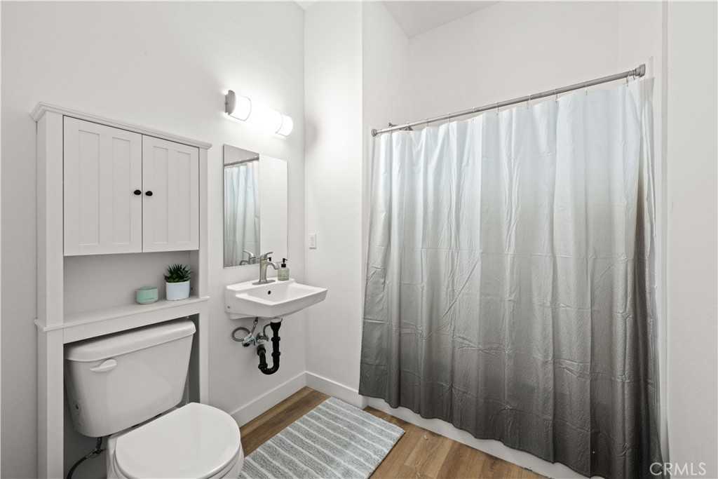 4345 Woodlawn Avenue #4345 - Photo 2 of 21