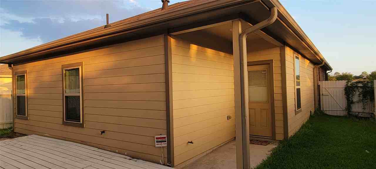 2106 Benjamin Park #2106 - Photo 4 of 12