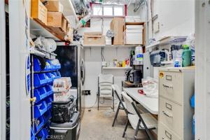 featured image of 10615 San Fernando Road #10615