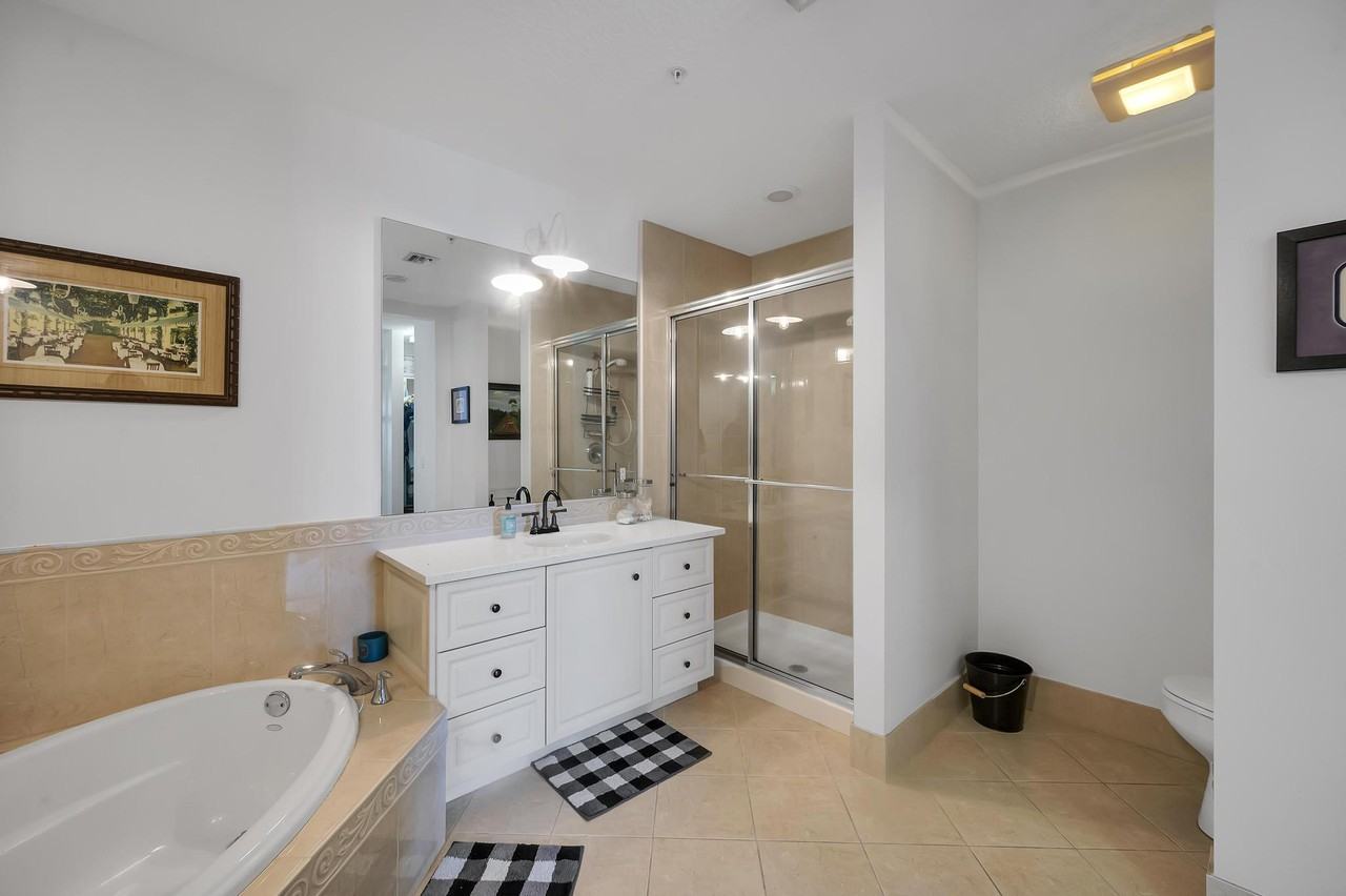 10 Harbour Isle Dr E #10-206 - Photo 6 of 20