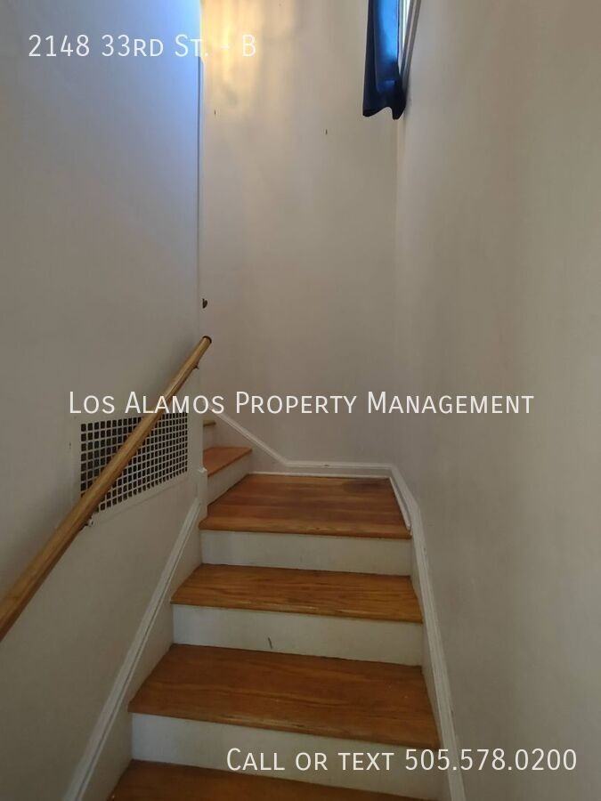 2148 33rd Street #B - Photo 5 of 16