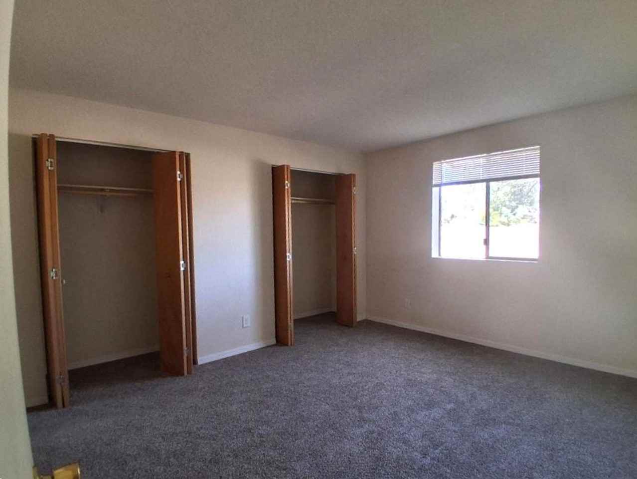 4925 East Vespucci Drive - Photo 7 of 12