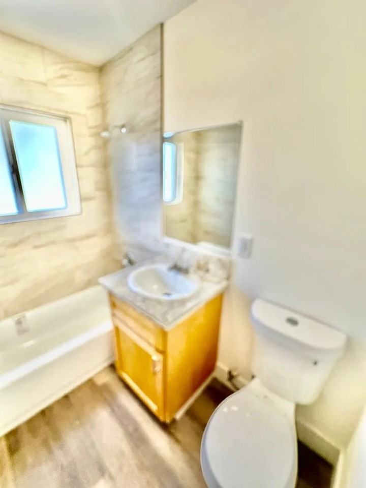 4221 West Belmont Avenue, Unit 3 - Photo 6 of 6