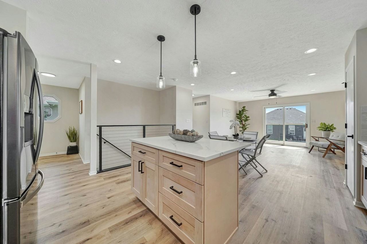 5171 W Partridge Ln - Photo 3 of 33