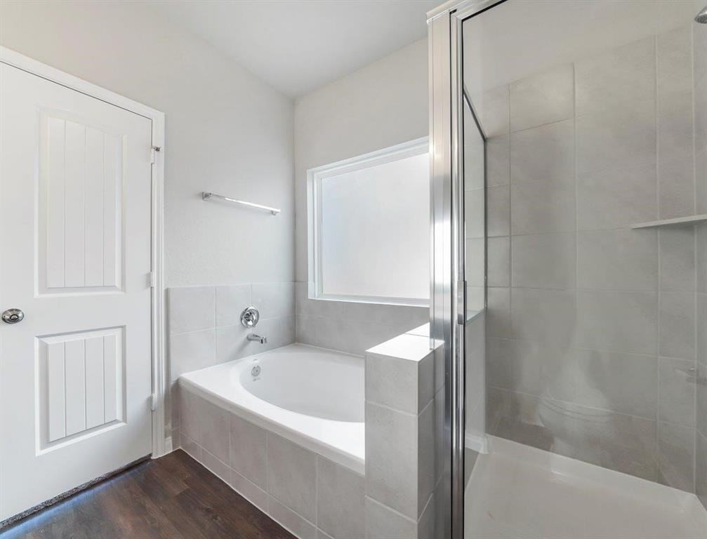 22015 Sovereign Heights Ln. - Photo 5 of 9