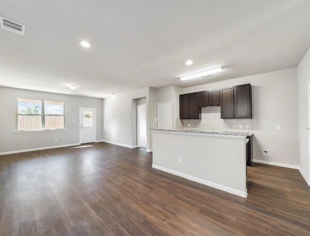 22015 Sovereign Heights Ln. - Photo 7 of 9