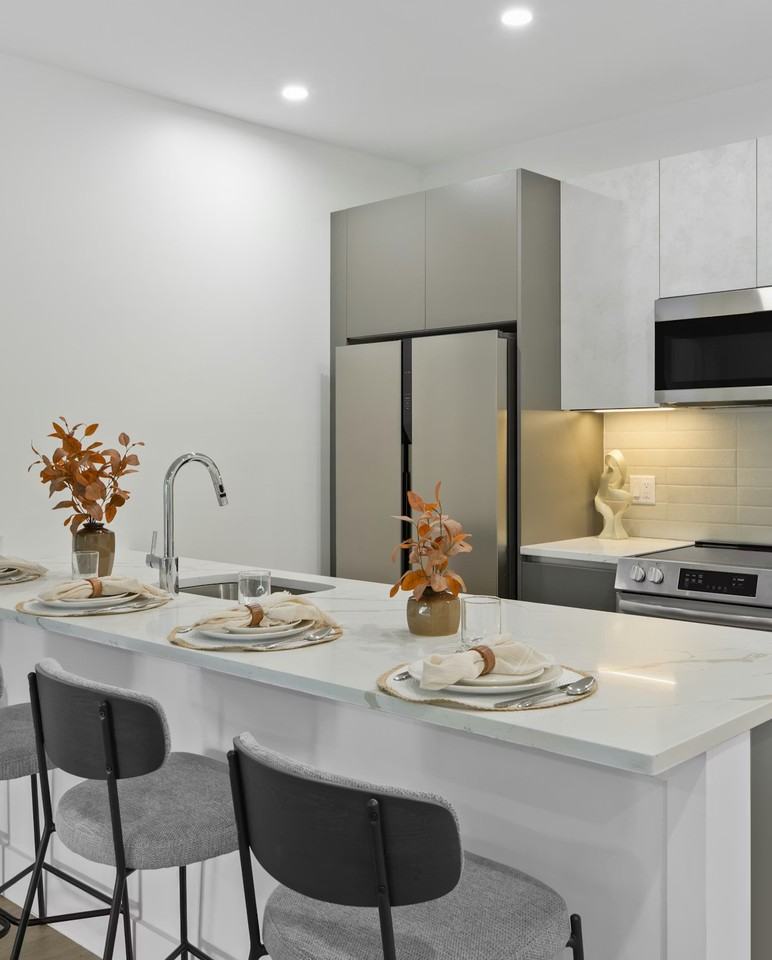 473 Main St - Photo 2 of 25