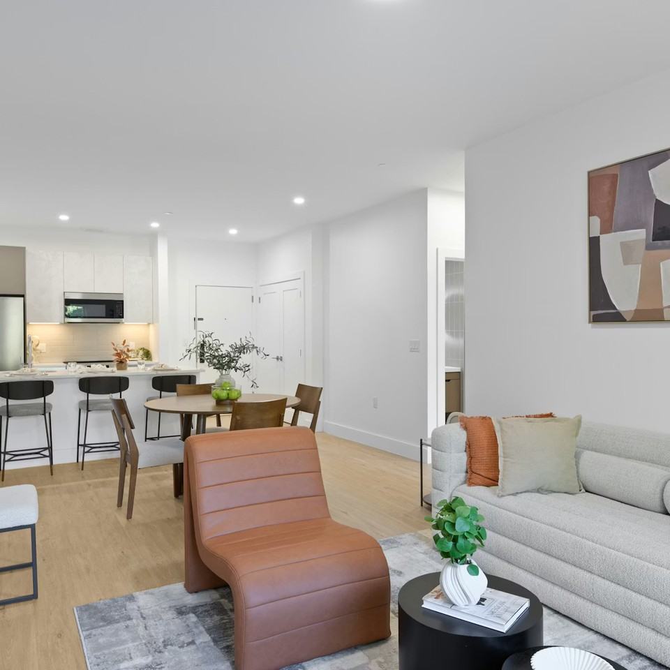 473 Main St - Photo 5 of 25