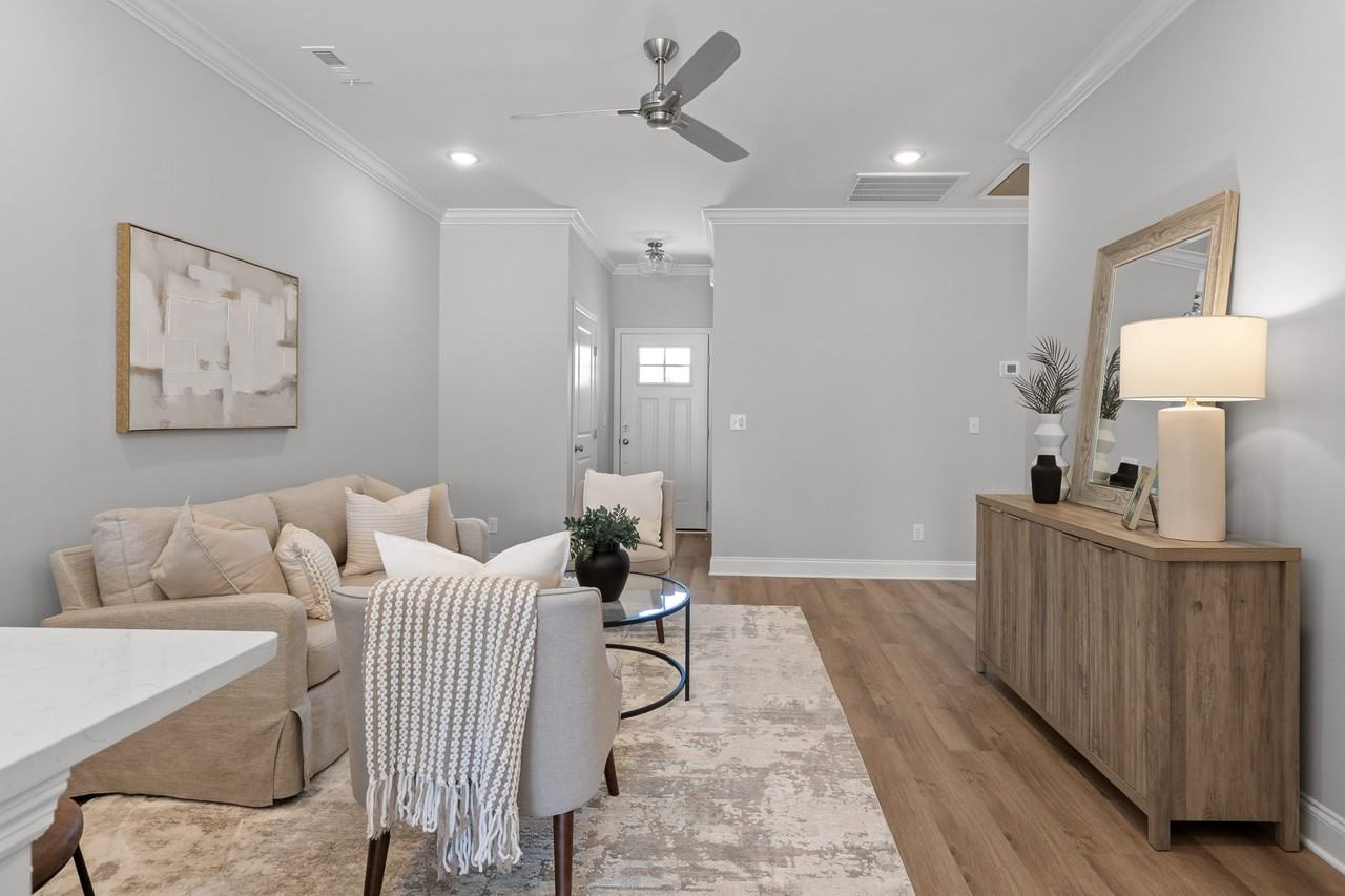 312 Bellingham Dr Ne #C - Photo 5 of 18