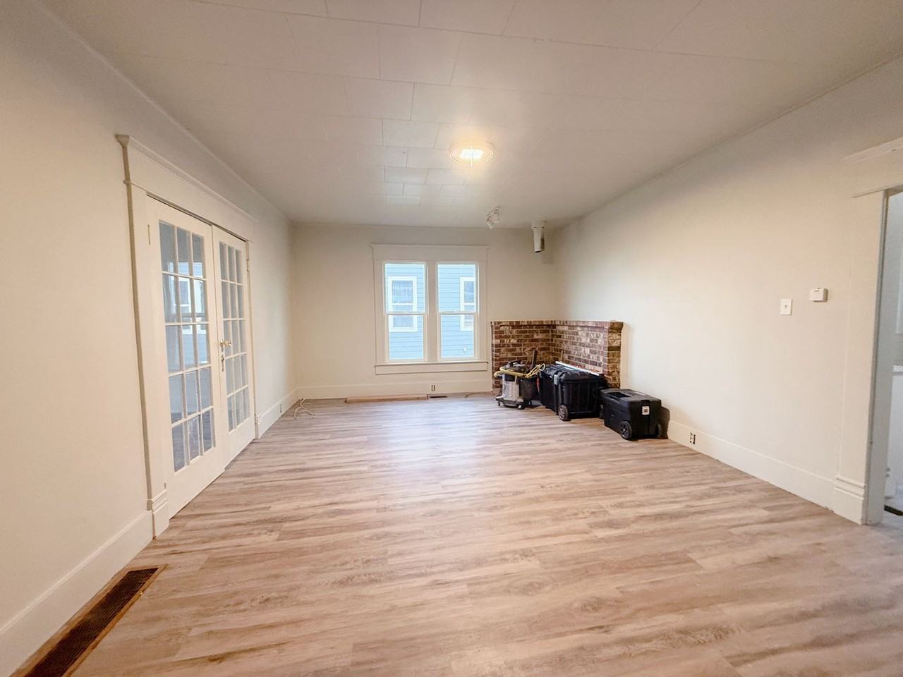 1016 High St - Photo 5 of 10