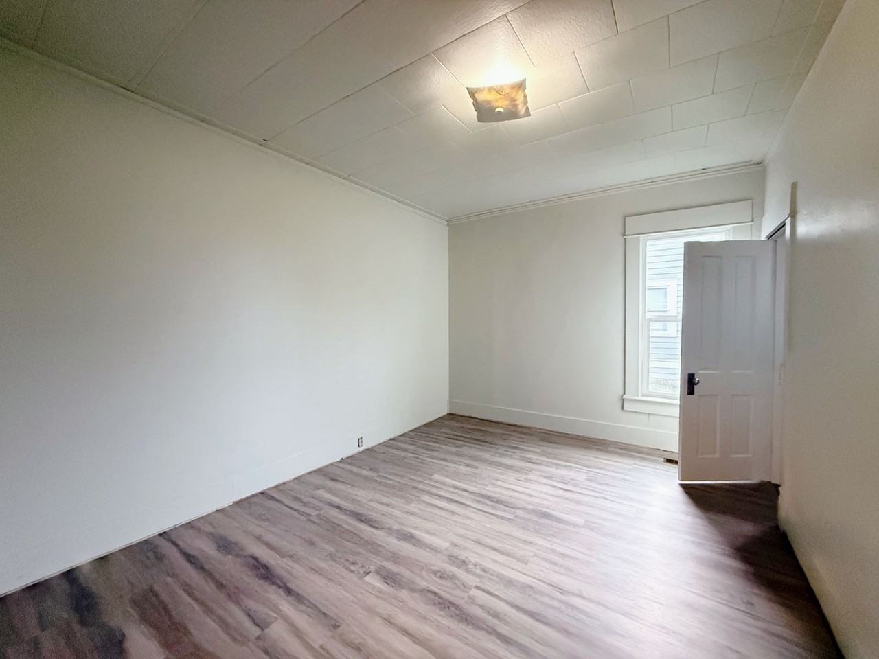 1016 High St - Photo 7 of 10