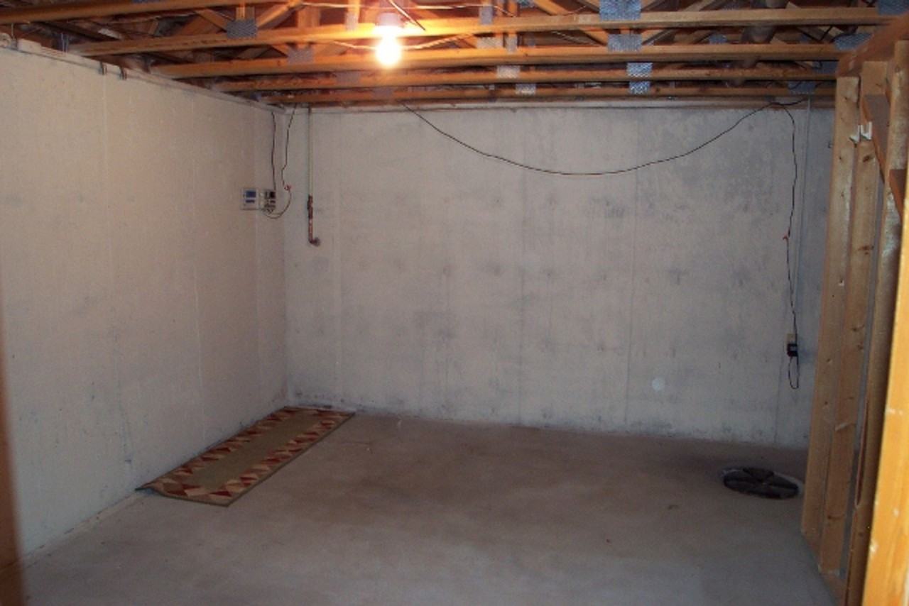 7011 W Oneil St - Photo 6 of 12