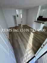 lvo01 - Photo 1 of 1