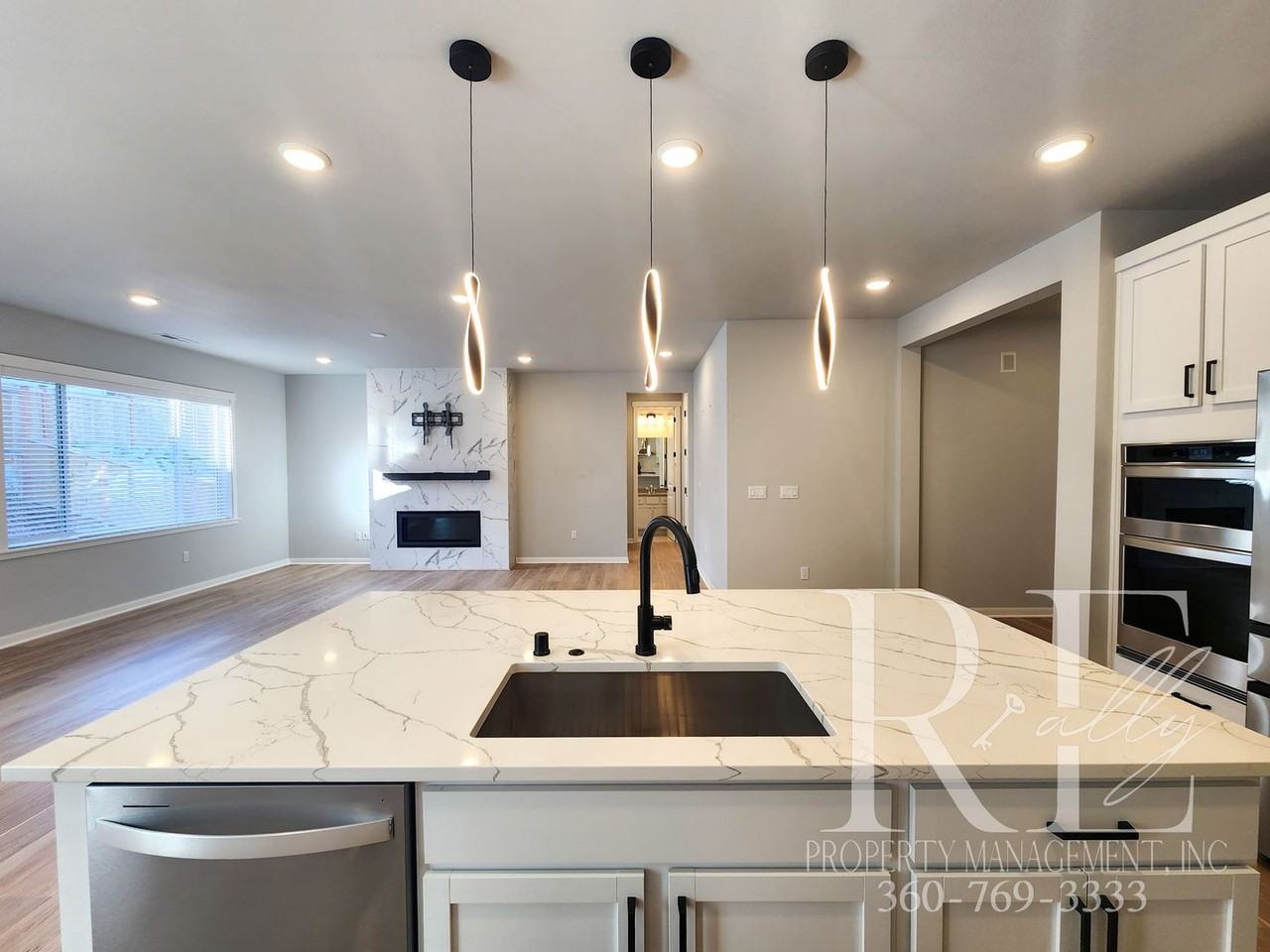 4623 Hibiscus Cir Sw - Photo 5 of 32