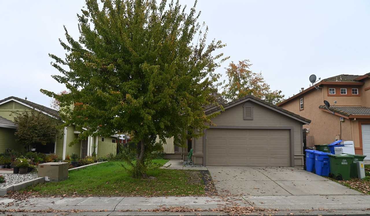 8455 Heritage Hill Drive