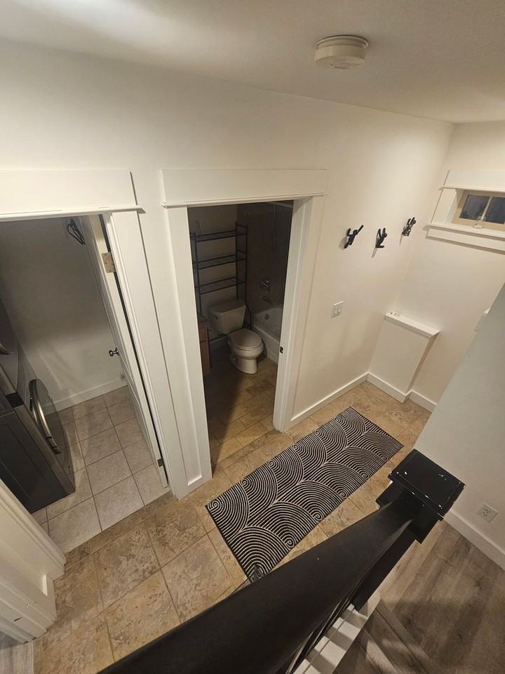 8649a Delridge Way Southwest - Photo 2 of 16