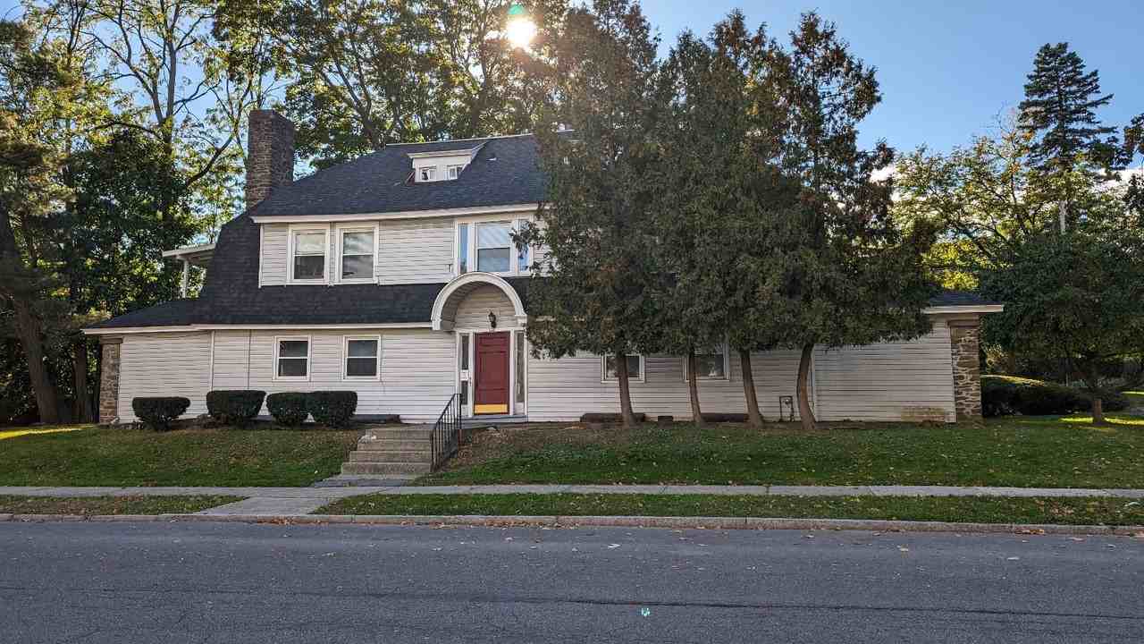 100 Ryckman Avenue - Photo 3 of 22