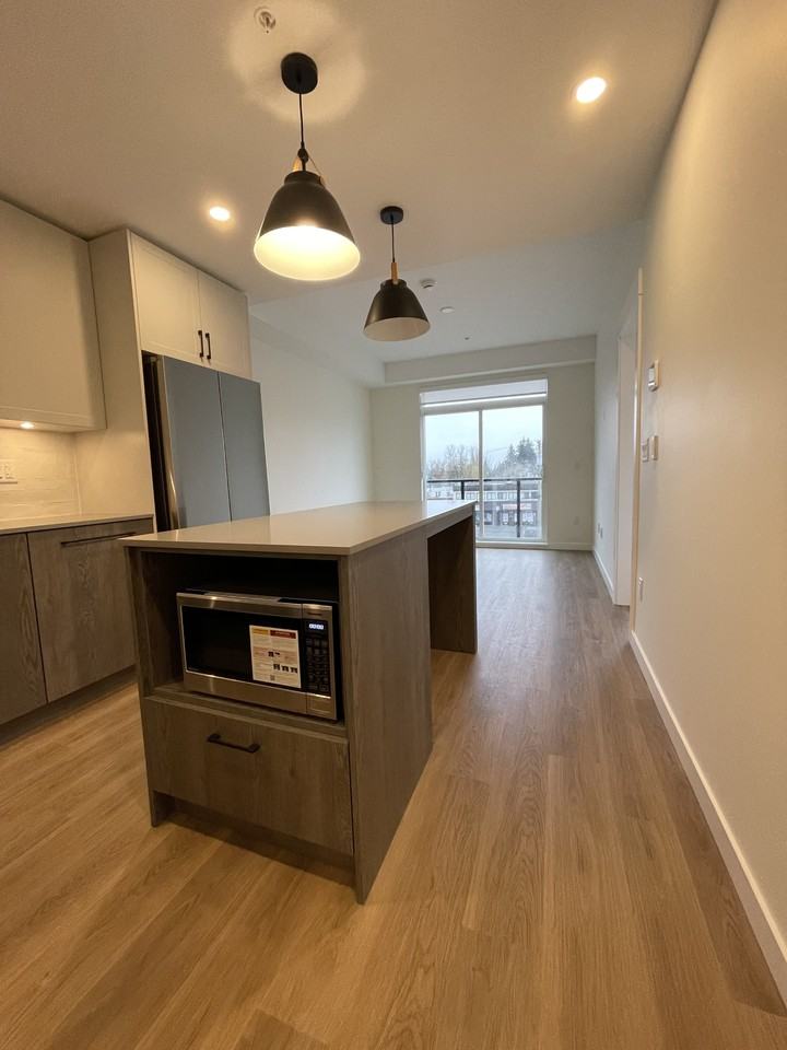 27218 Aldergrove Town Centre Dr #311 - Photo 2 of 20