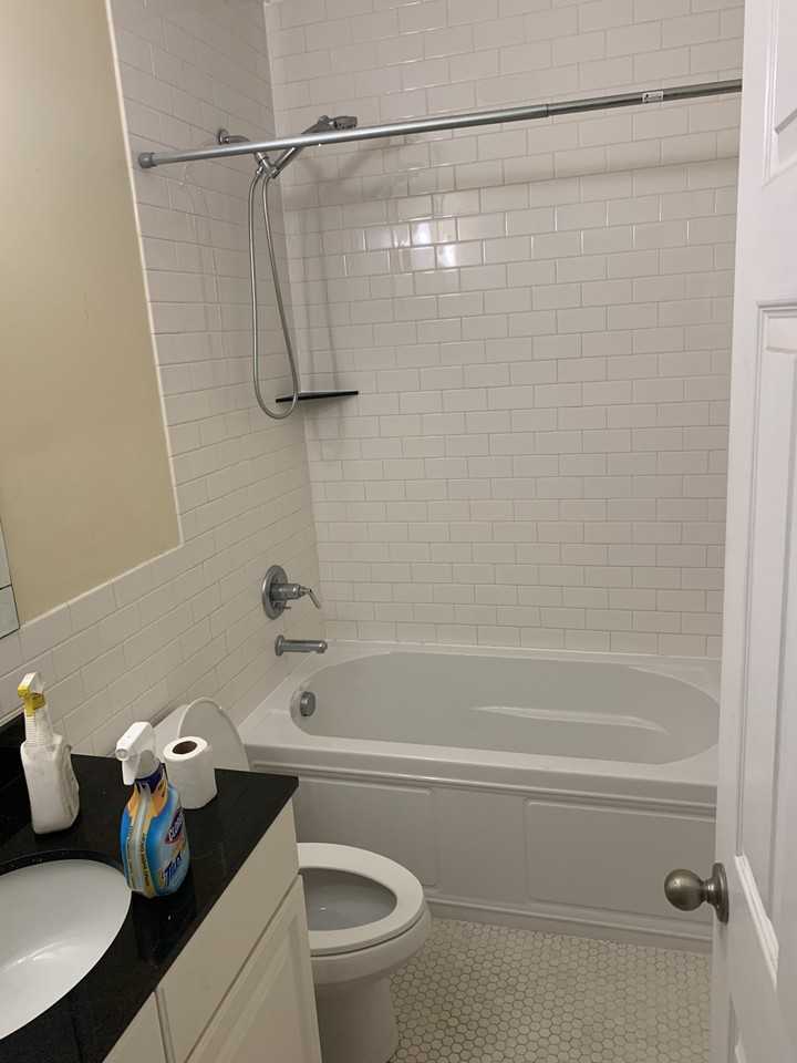 347 S Upper St - Photo 2 of 10