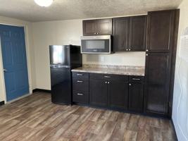 featured image of 712 East Grove Avenue