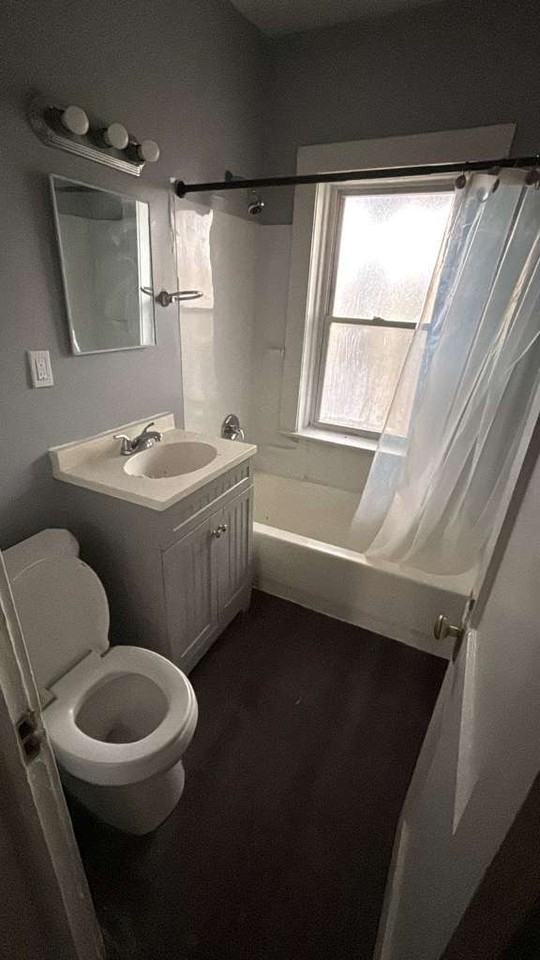 11202 Buckeye Road - Photo 7 of 9