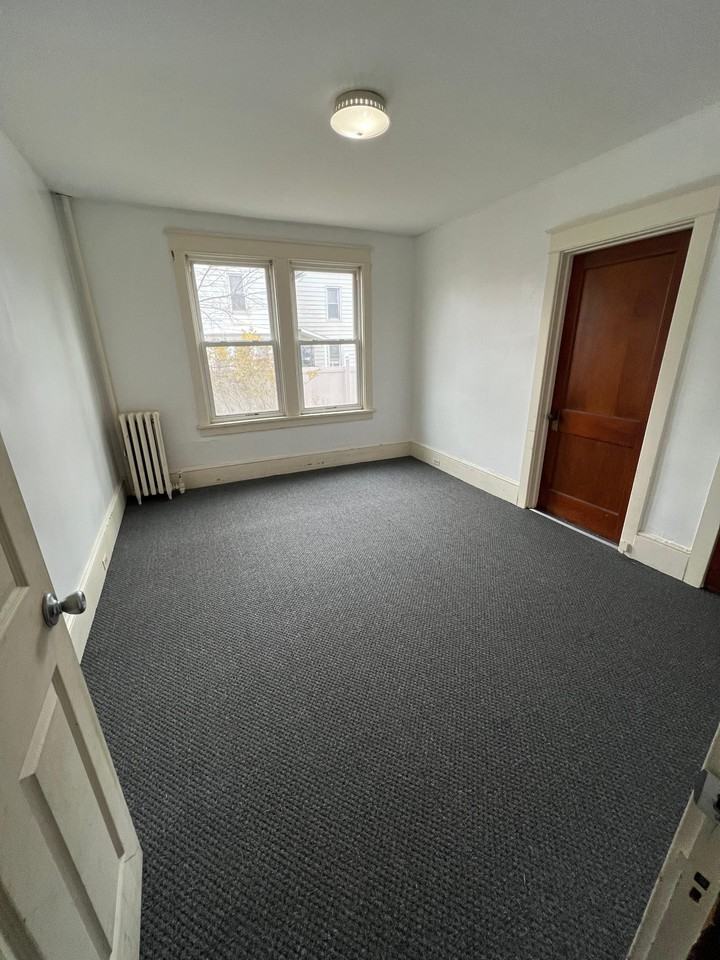 2120 West 4th Street - Photo 4 of 13