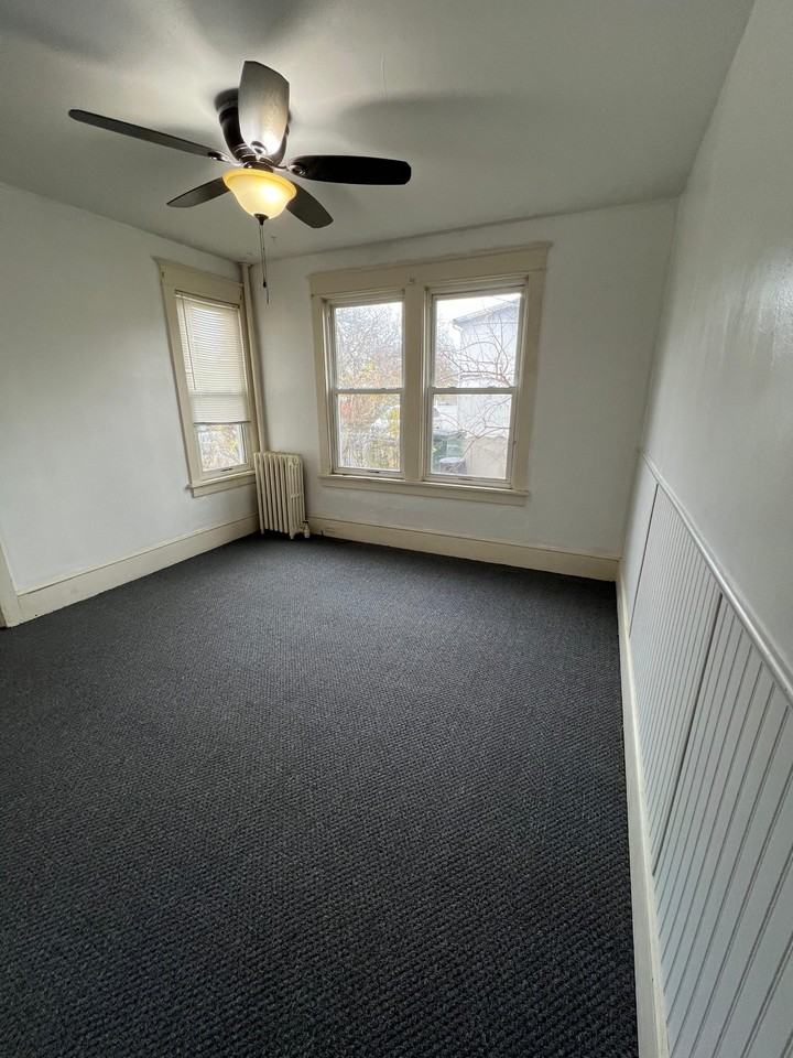 2120 West 4th Street - Photo 6 of 13