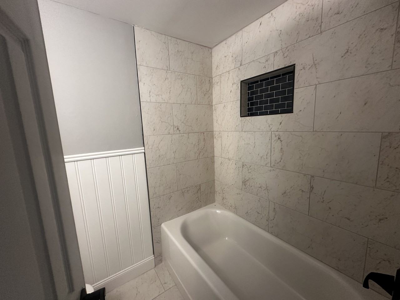 2214 E Silver Springs Blvd,  Apt 22 - Photo 6 of 10