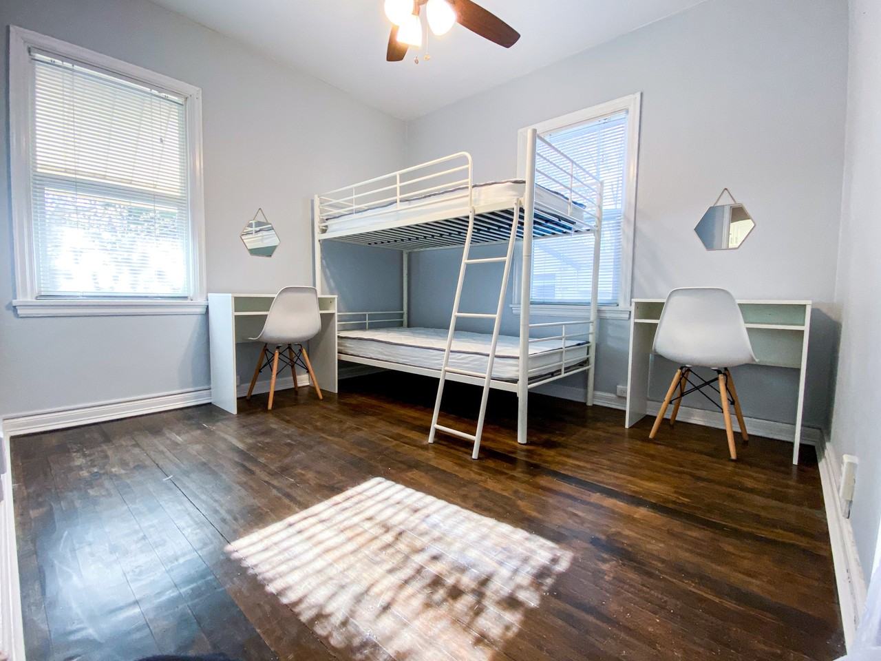 673 E 350 N - Photo 5 of 10