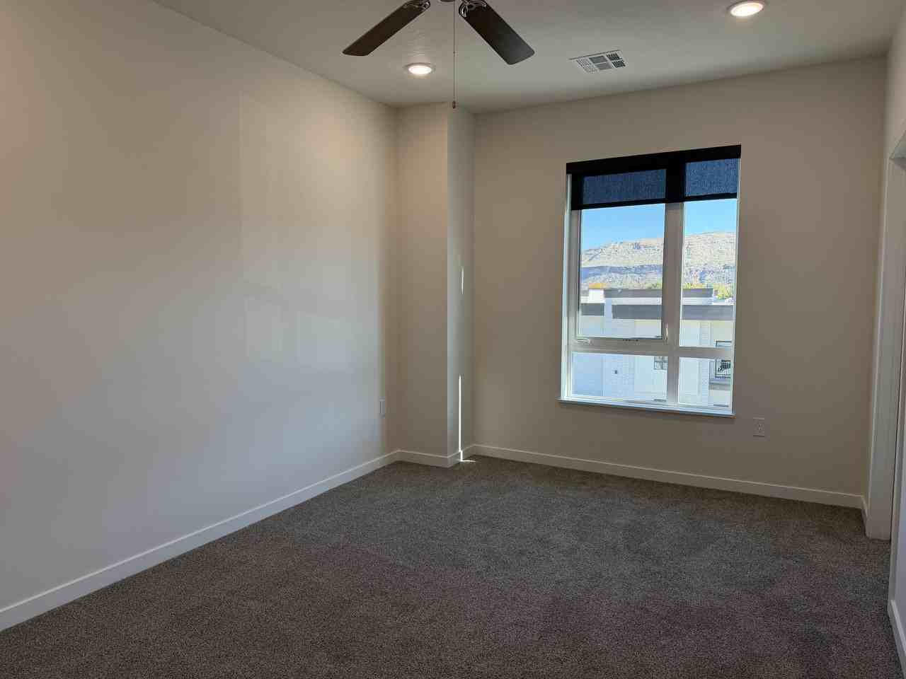 Mountain View Apartments - Photo 7 of 50