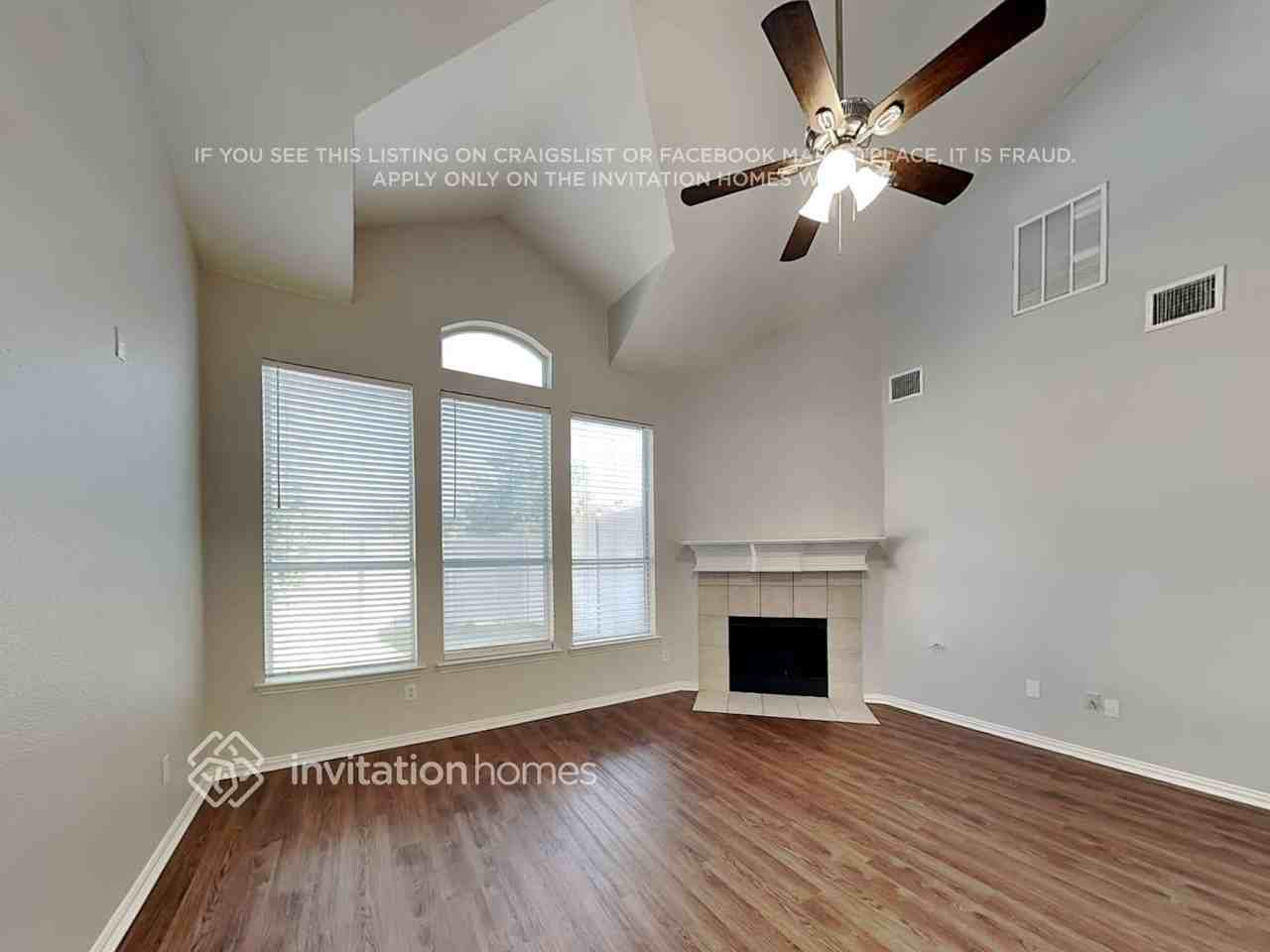 1525 Swan Lake Dr - Photo 5 of 20