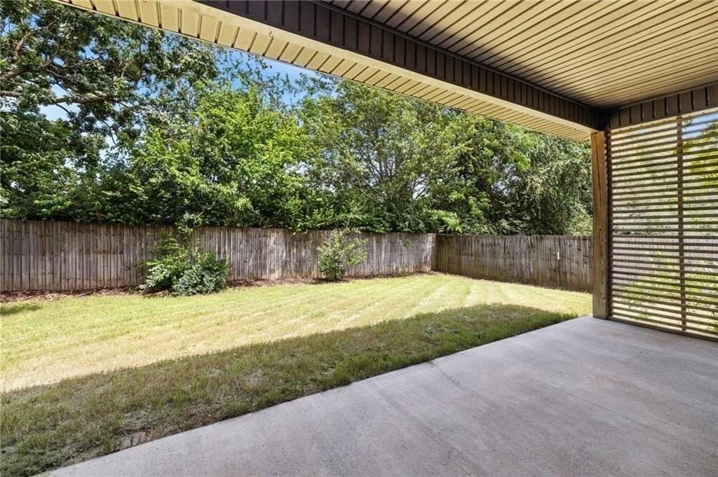 2958 N Cassius Ln - Photo 3 of 18