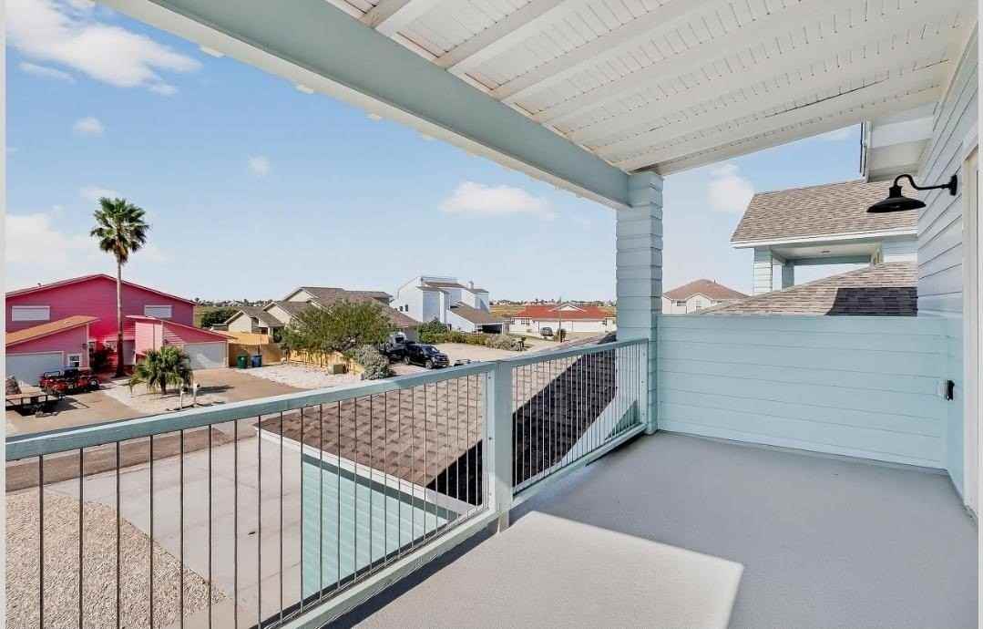 15206 Cruiser St - Photo 2 of 10