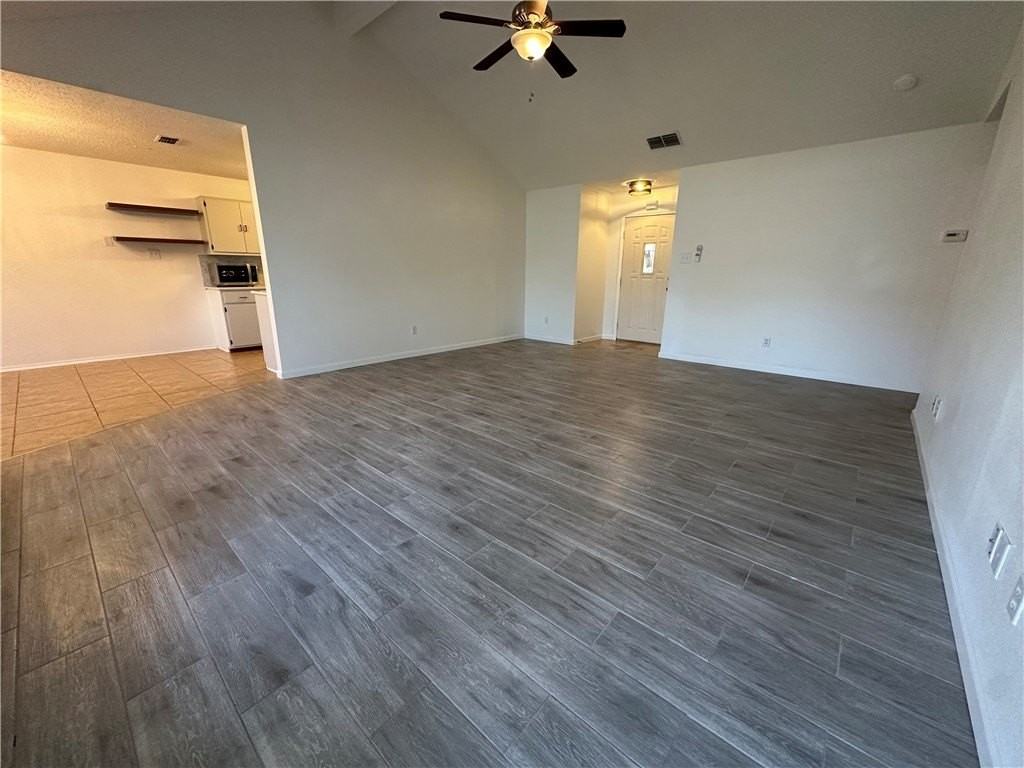 2229 Pebble Beach Dr - Photo 5 of 34