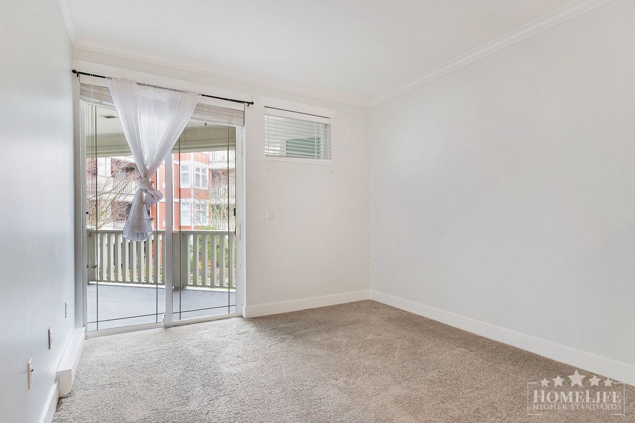 15350 16a Ave #209 - Photo 4 of 19