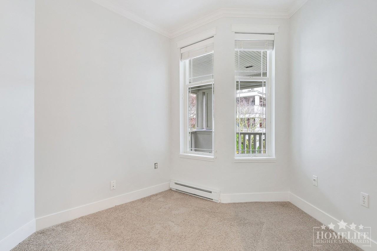 15350 16a Ave #209 - Photo 7 of 19