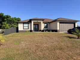 featured image of 423 Kismet Parkway East