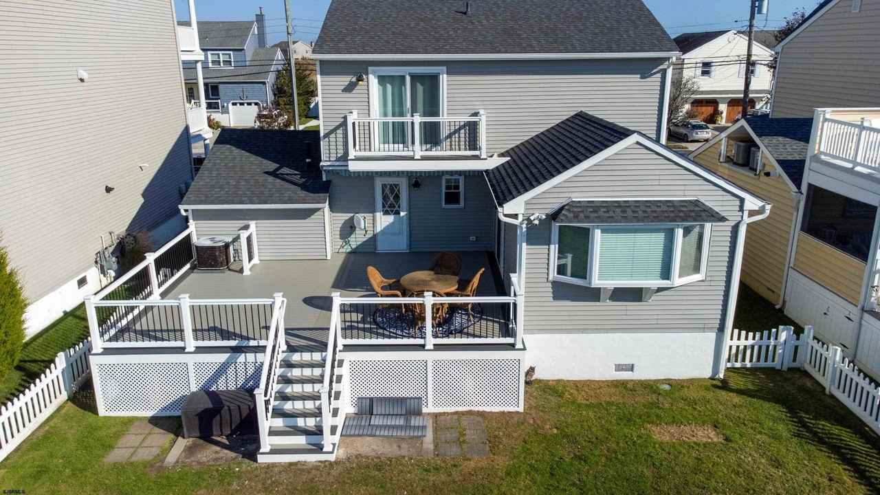 214 Hagen Rd - Photo 2 of 36