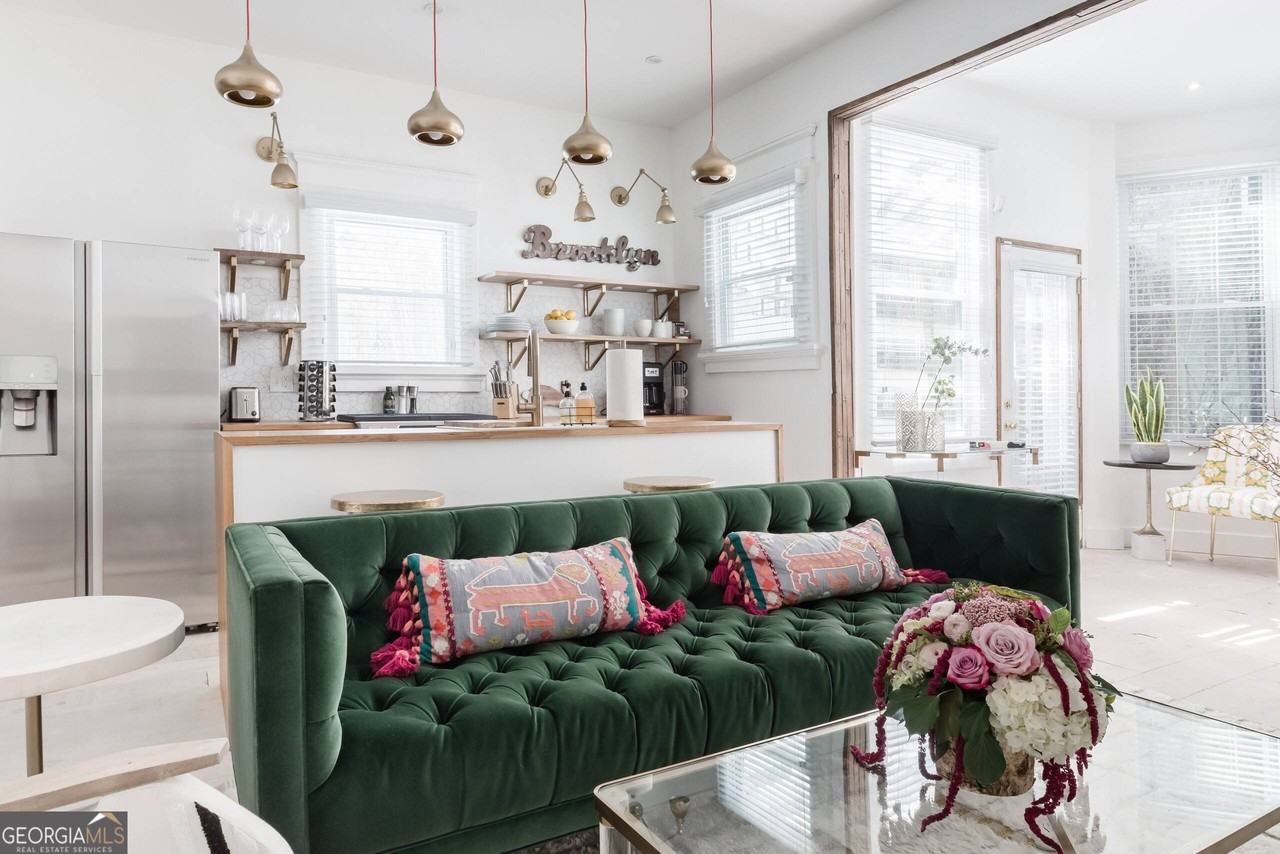 449 Greenwood Ave Ne Apt 2 #2