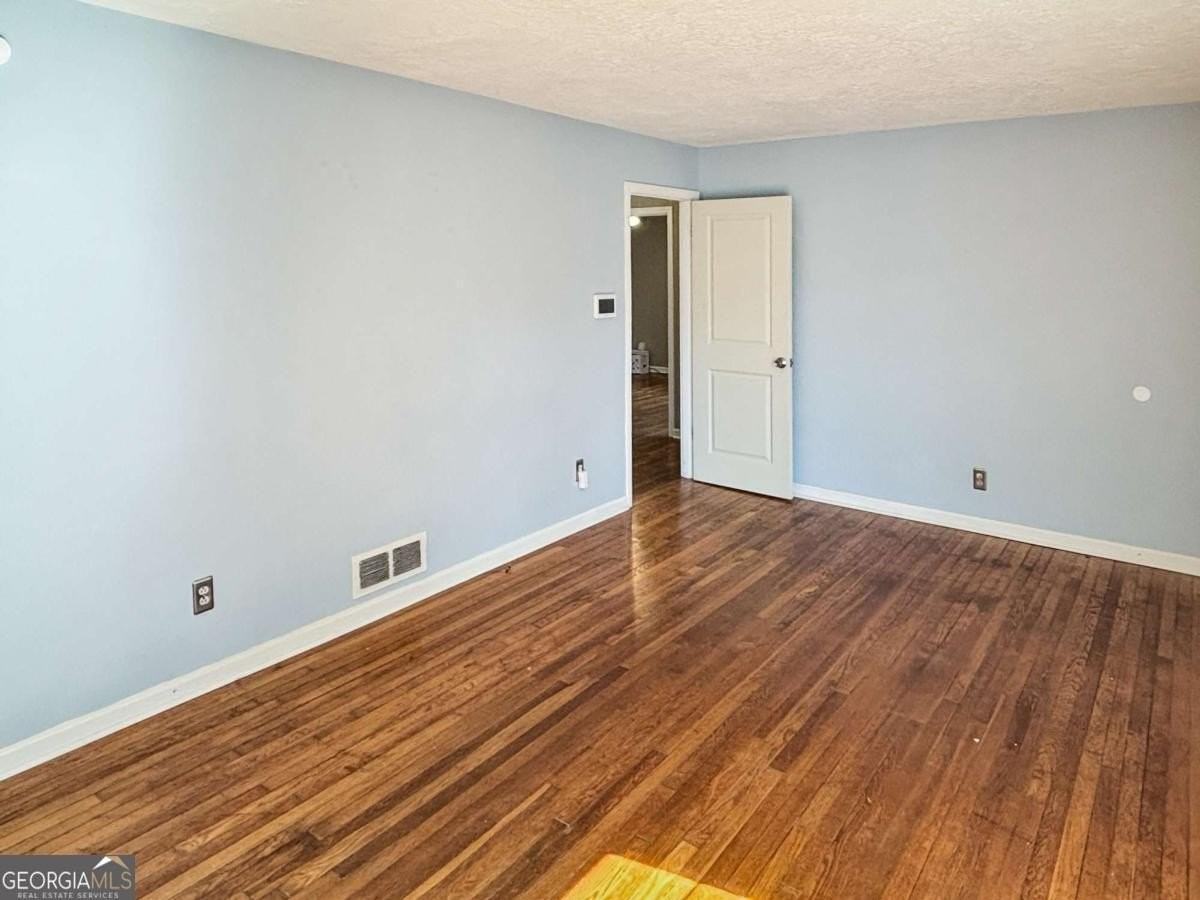 4065 Old Austell Rd - Photo 6 of 31