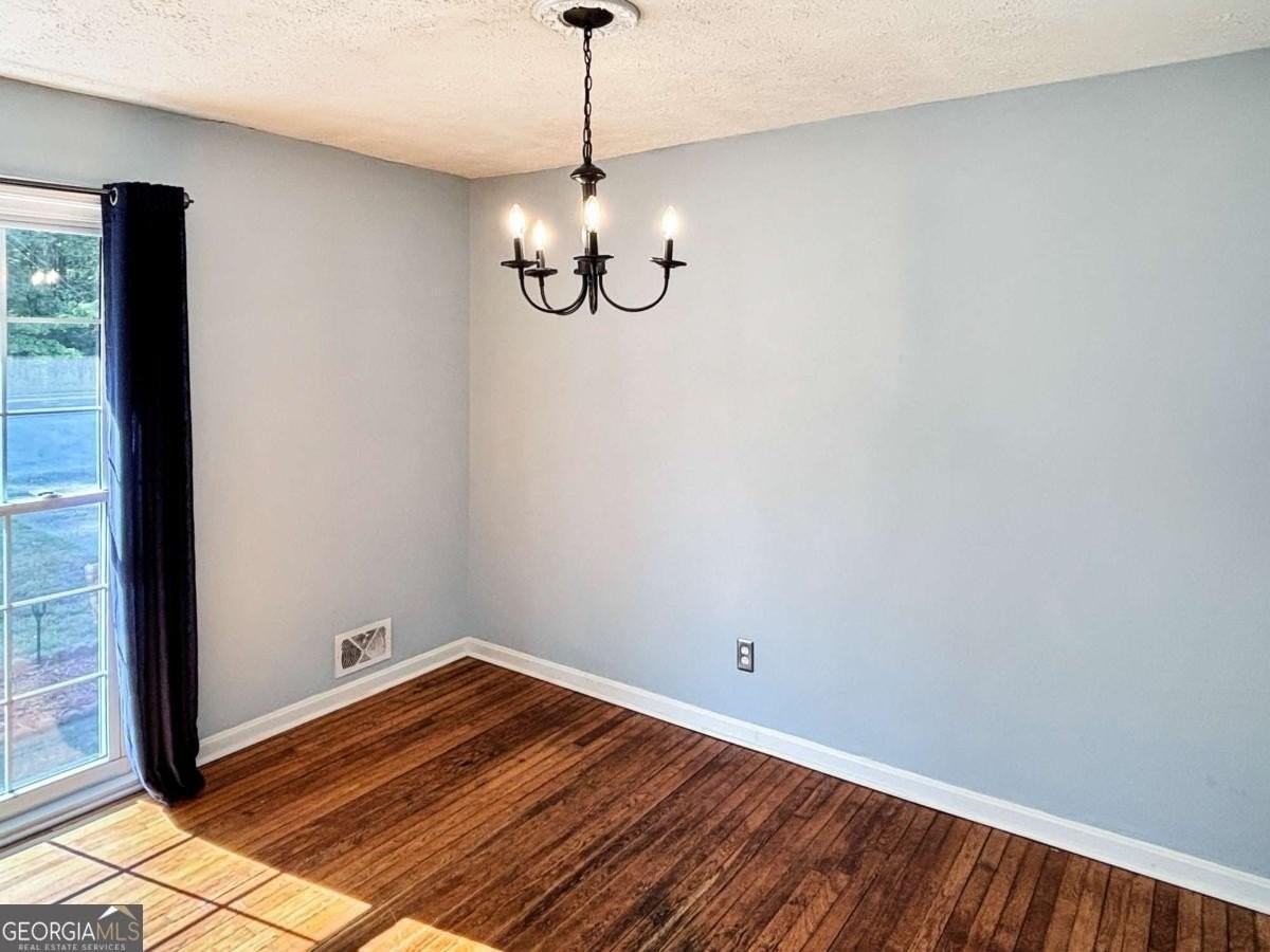 4065 Old Austell Rd - Photo 7 of 31