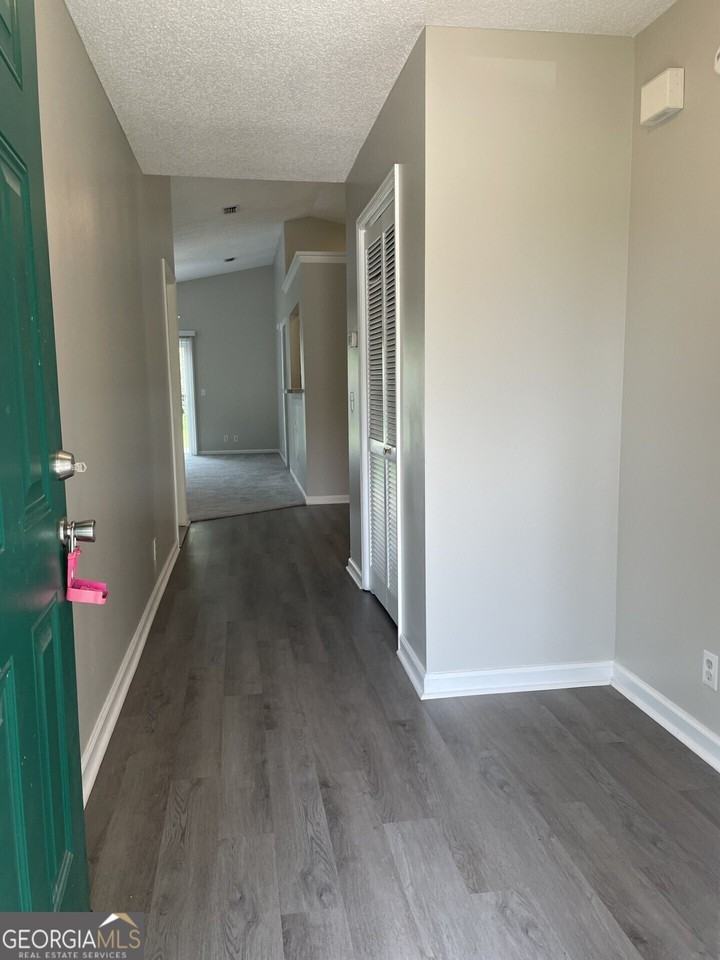 304 Mission Forest Trl - Photo 7 of 20