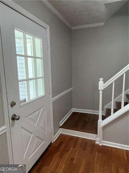 4500 Woodlawn Lake Dr - Photo 4 of 32