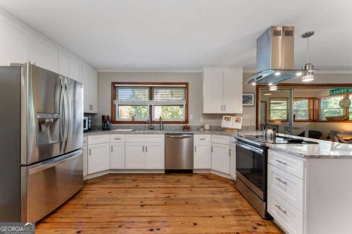 5122 Lavista Road - Photo 2 of 22