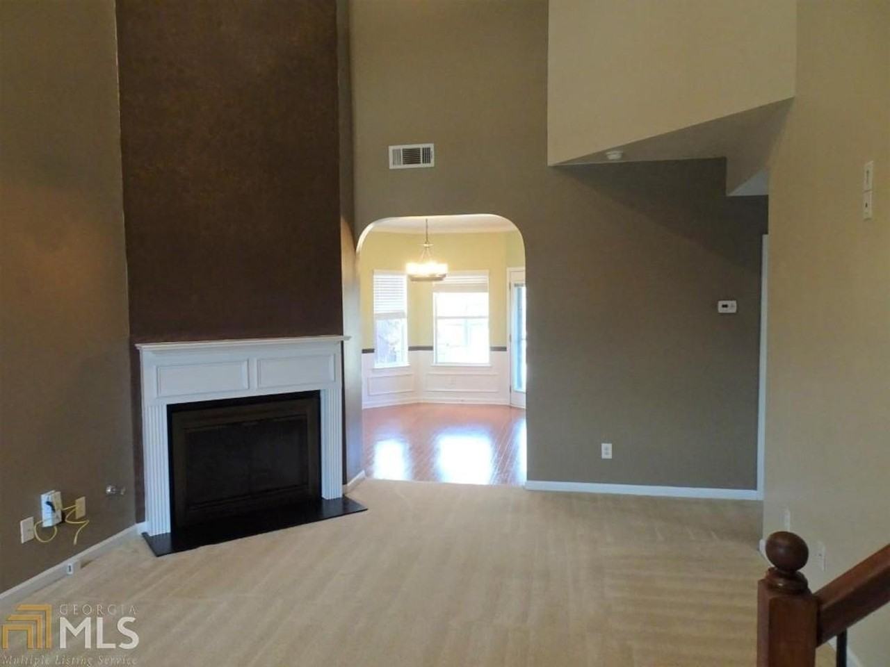 155 Seabreeze Court - Photo 4 of 30